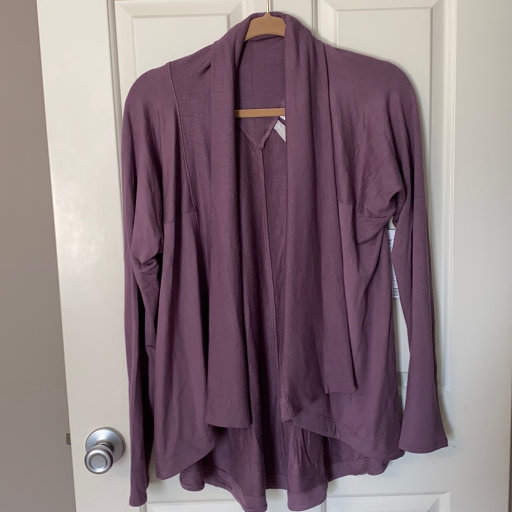 Athleta Nirvana Wear Two Ways Wrap